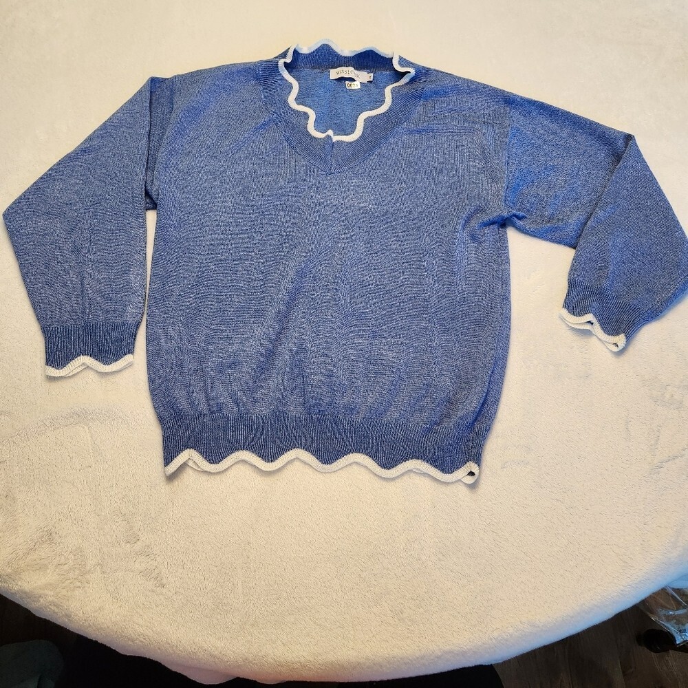 Vintage Misslook Wool Blue Scalloped Womens Size M Sweater With Scallopped Hems